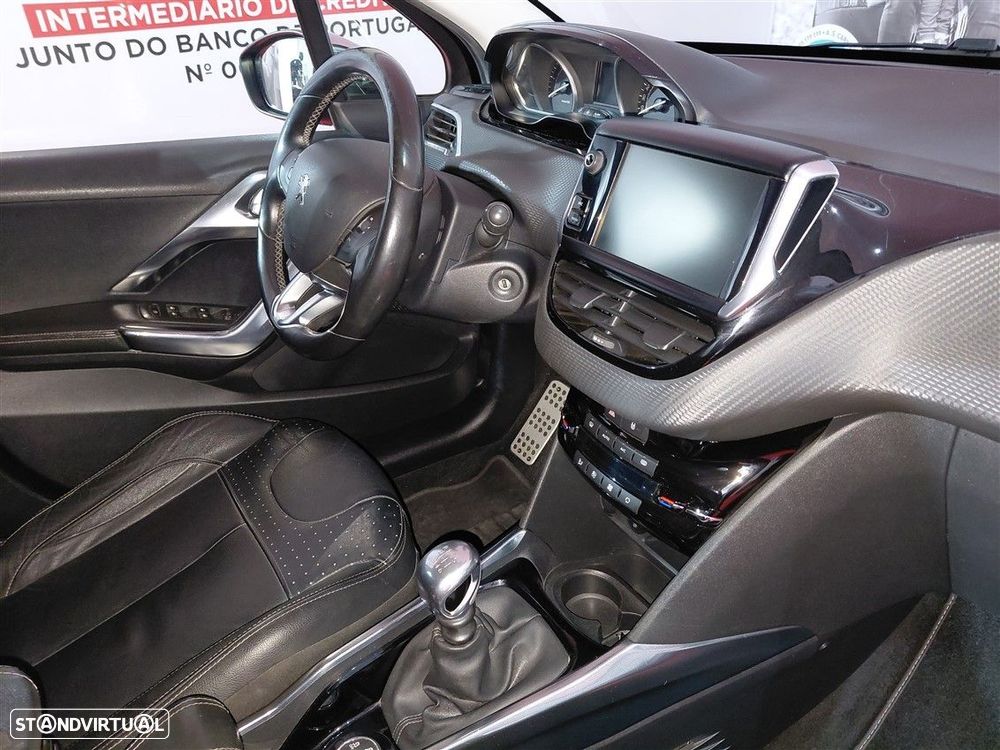 Peugeot 2008 - 21