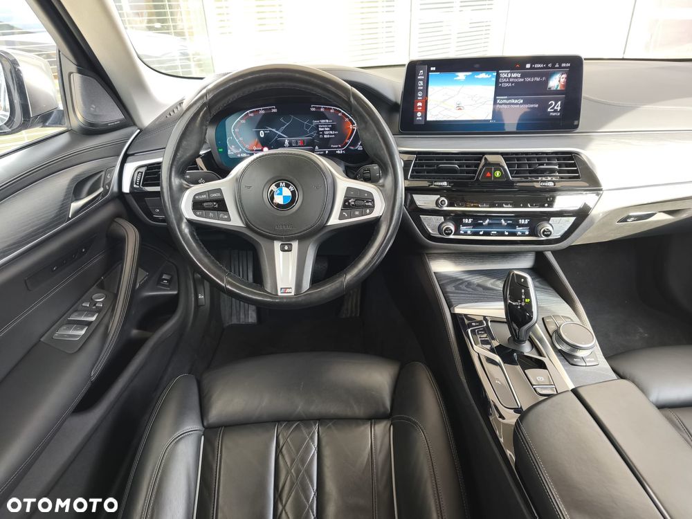 BMW Seria 5 530d xDrive Luxury Line - 3