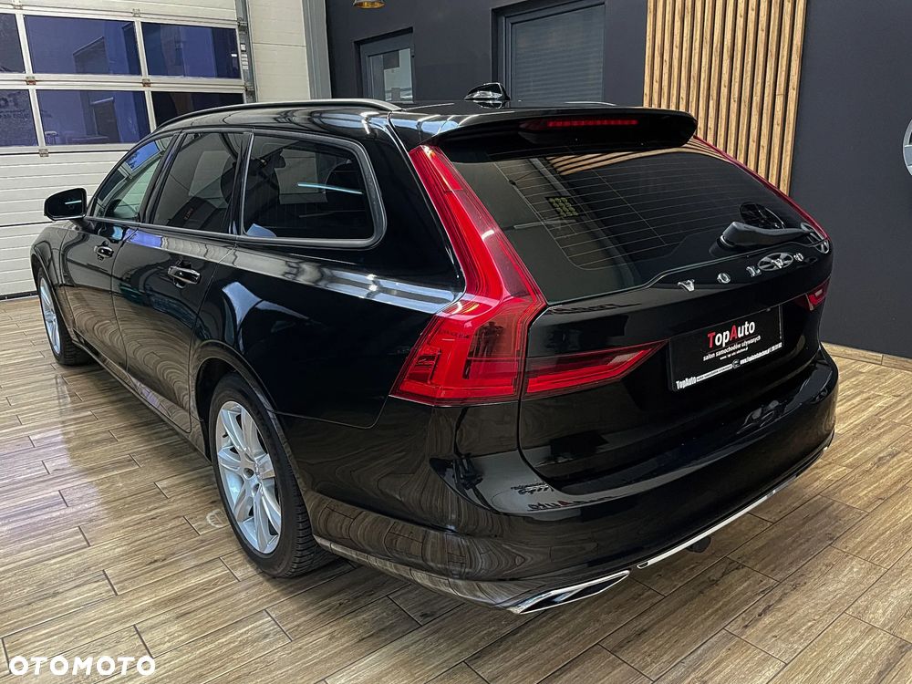 Volvo V90 D4 Geartronic Kinetic - 10