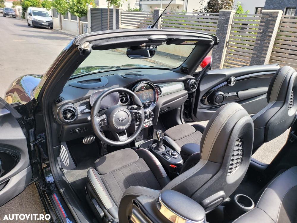 Mini John Cooper Works AT - 15