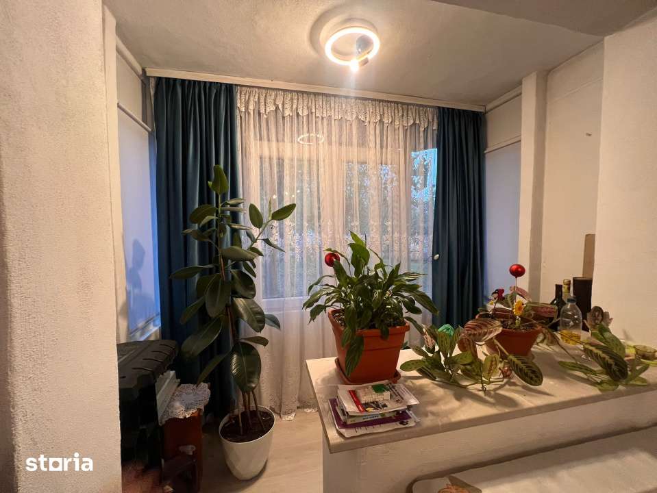 Apartament 3 camere, semidecomandat, 61.11 mp, Bld Titulescu, zona Sco — fotografia 3