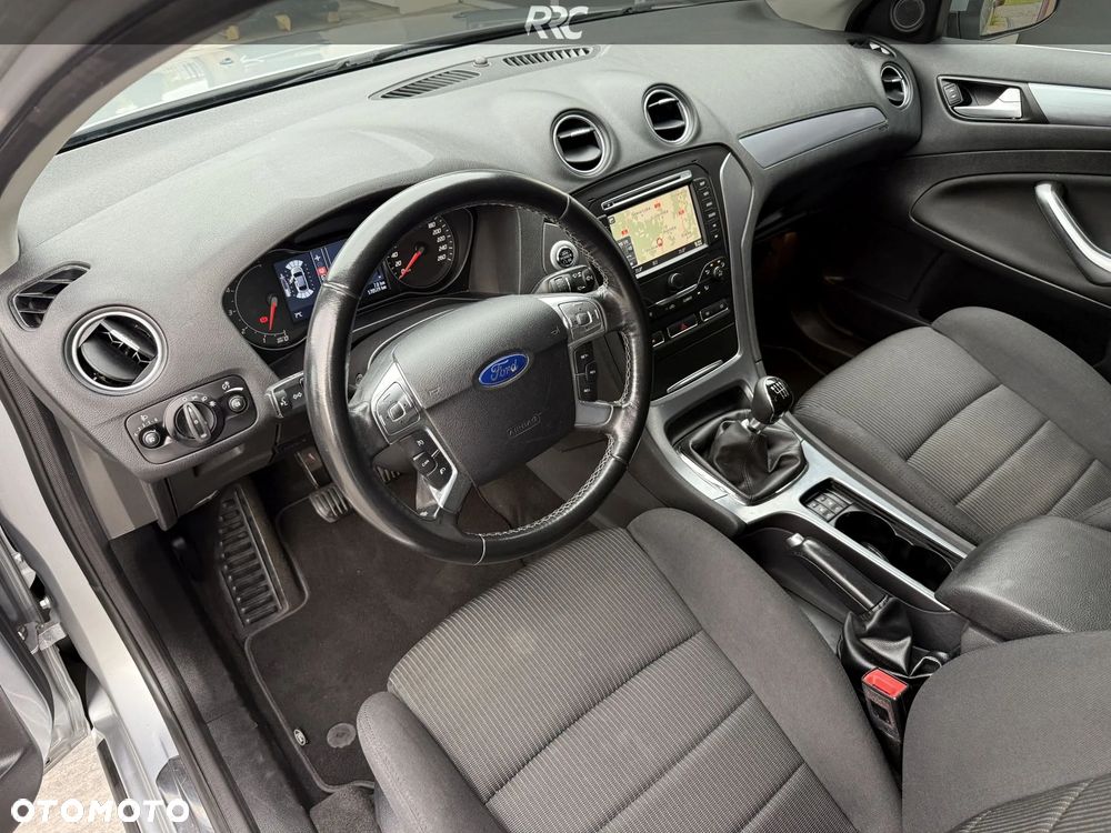 Ford Mondeo 2.0 TDCi Titanium - 21