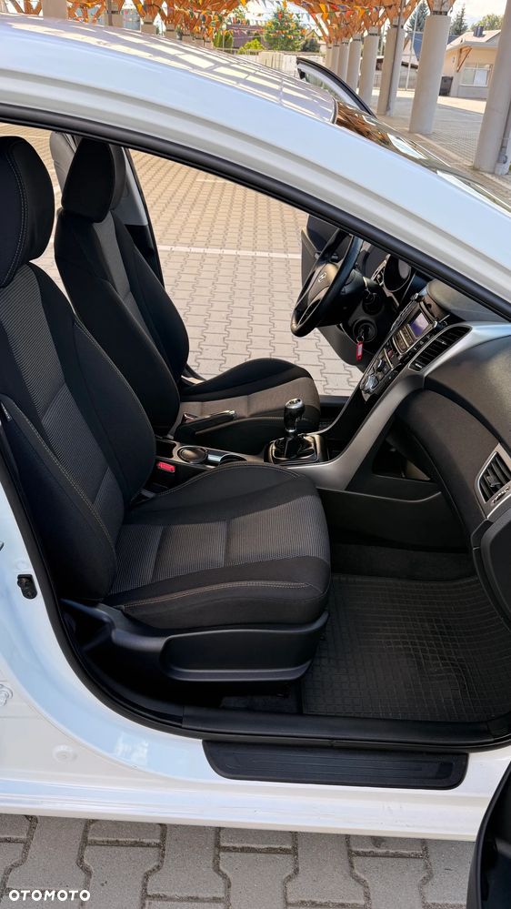 Hyundai i30 1.4 Style - 12