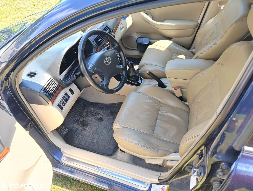 Toyota Avensis 2.0 D-4D Prestige - 21