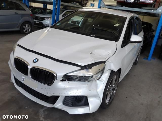 BMW Seria 2 220d - 2