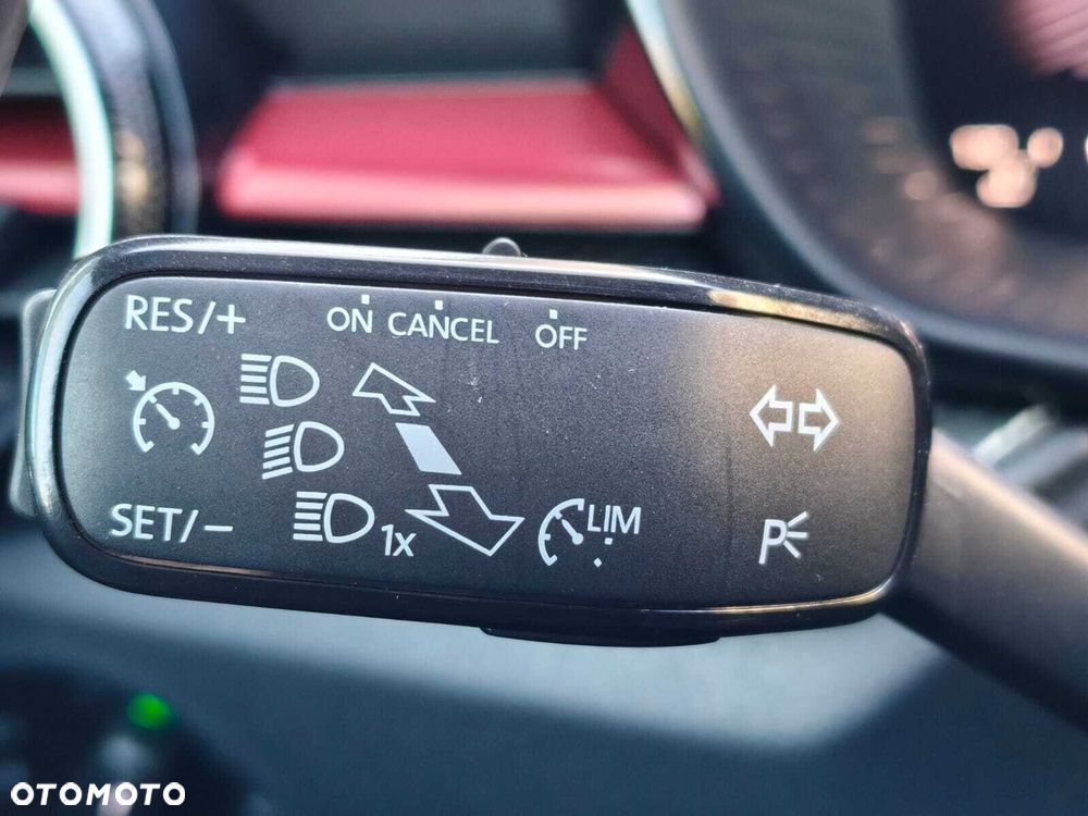 Skoda Fabia 1.0 TSI Monte Carlo DSG - 22