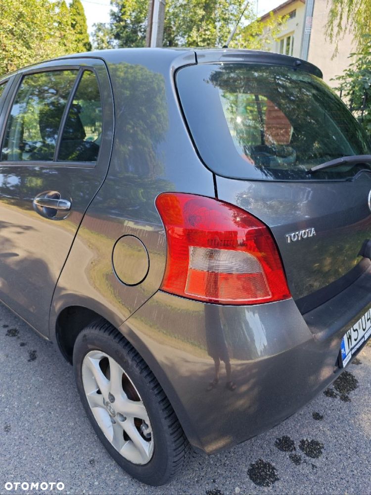 Toyota Yaris 1.3 VVT-i Luna - 13