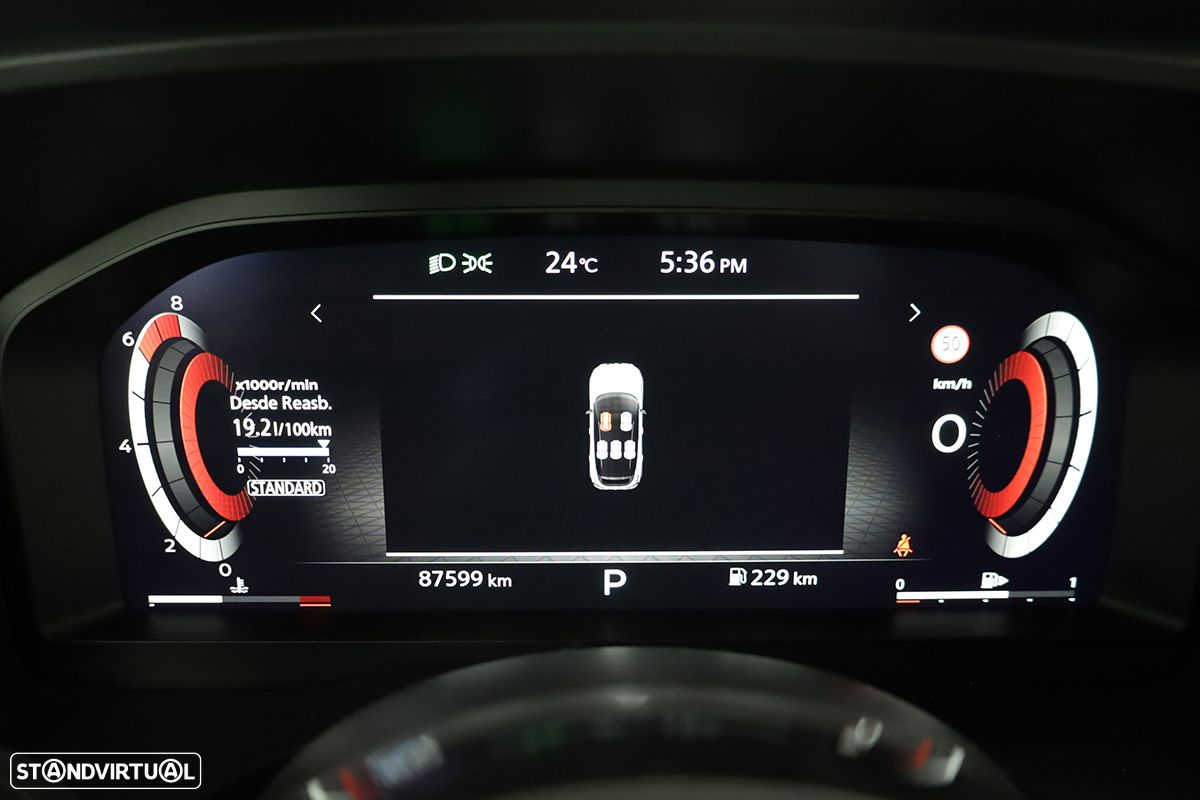 Nissan Qashqai 1.3 DIG-T N-Connecta Xtronic - 15