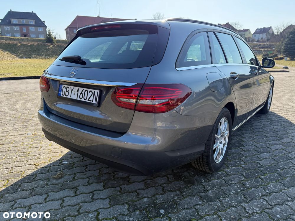 Mercedes-Benz Klasa C 180 - 14