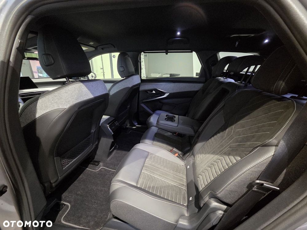 Peugeot 5008 - 13