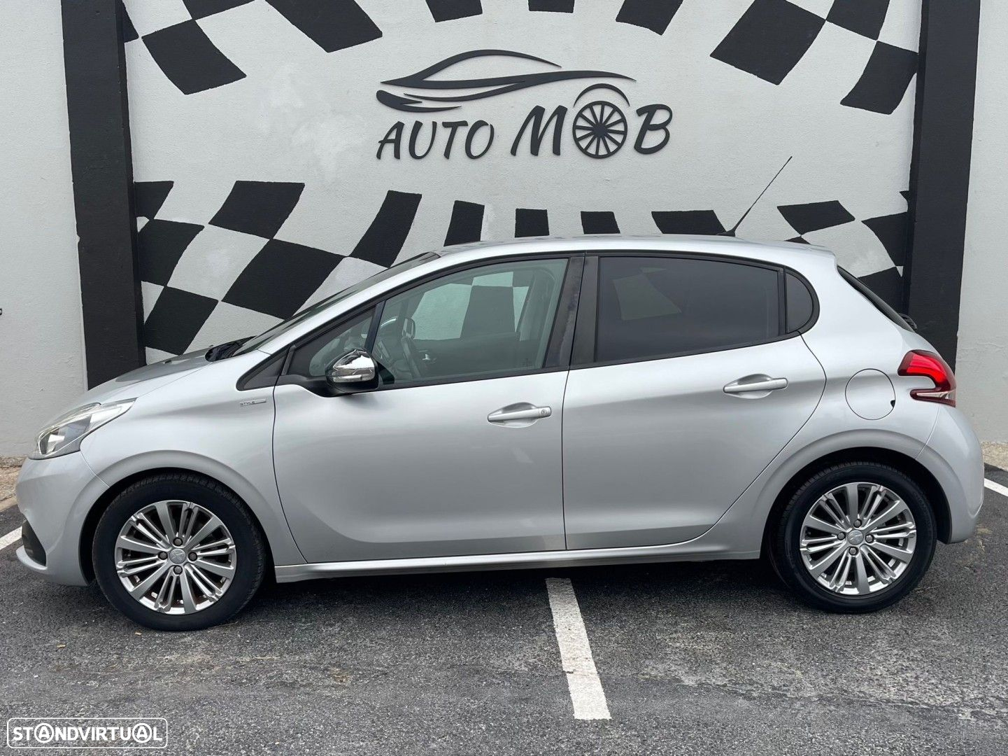 Peugeot 208 1.6 BlueHDi Style - 7