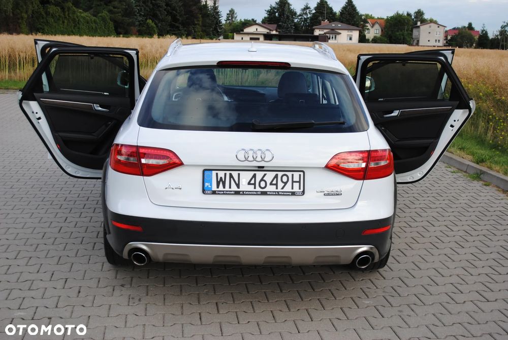 Audi A4 Allroad - 32