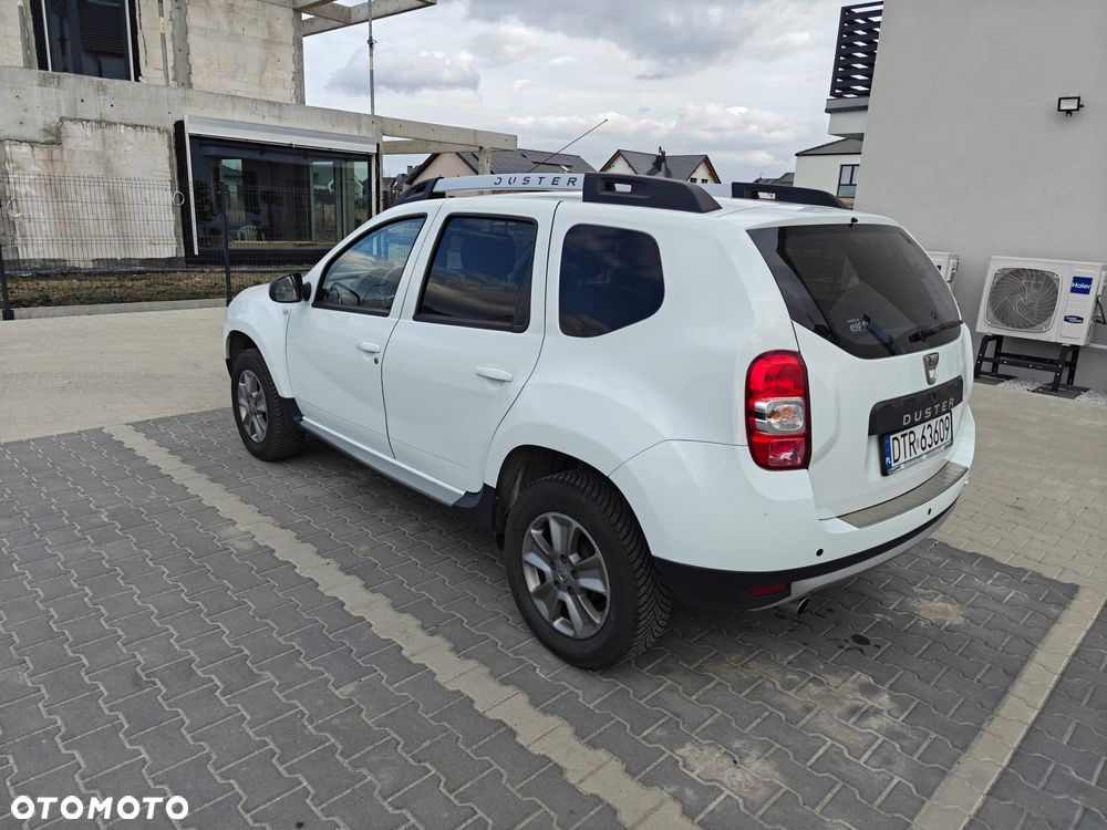 Dacia Duster 1.6 SCe Laureate S&S - 6