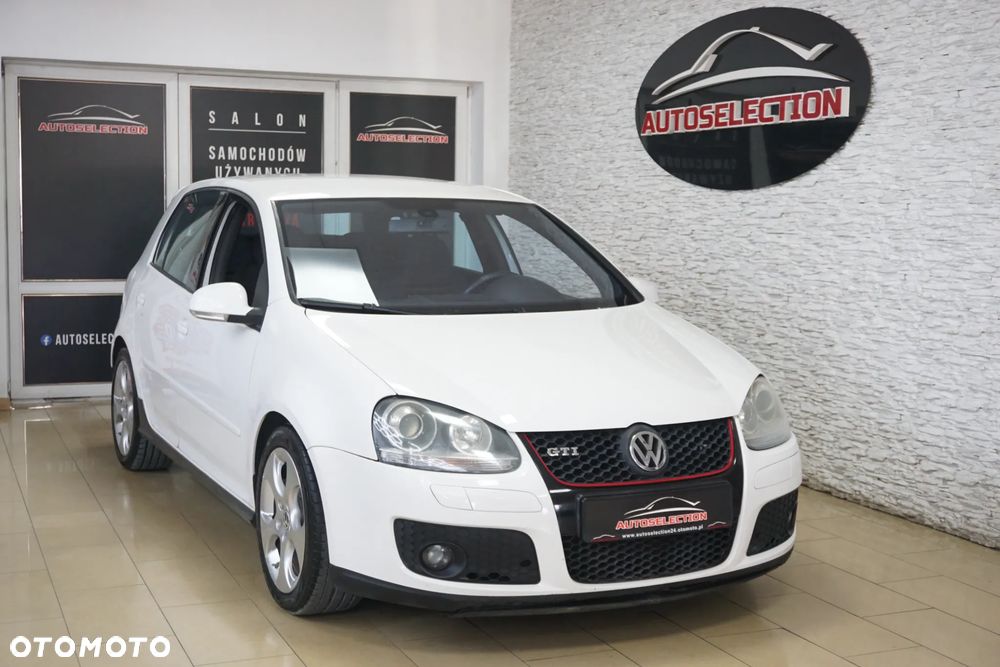 Volkswagen Golf 2.0 GTI - 1