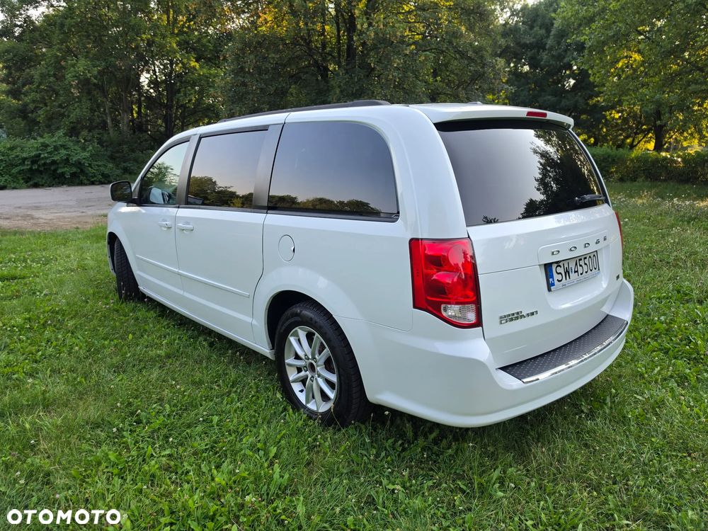 Dodge Grand Caravan - 9