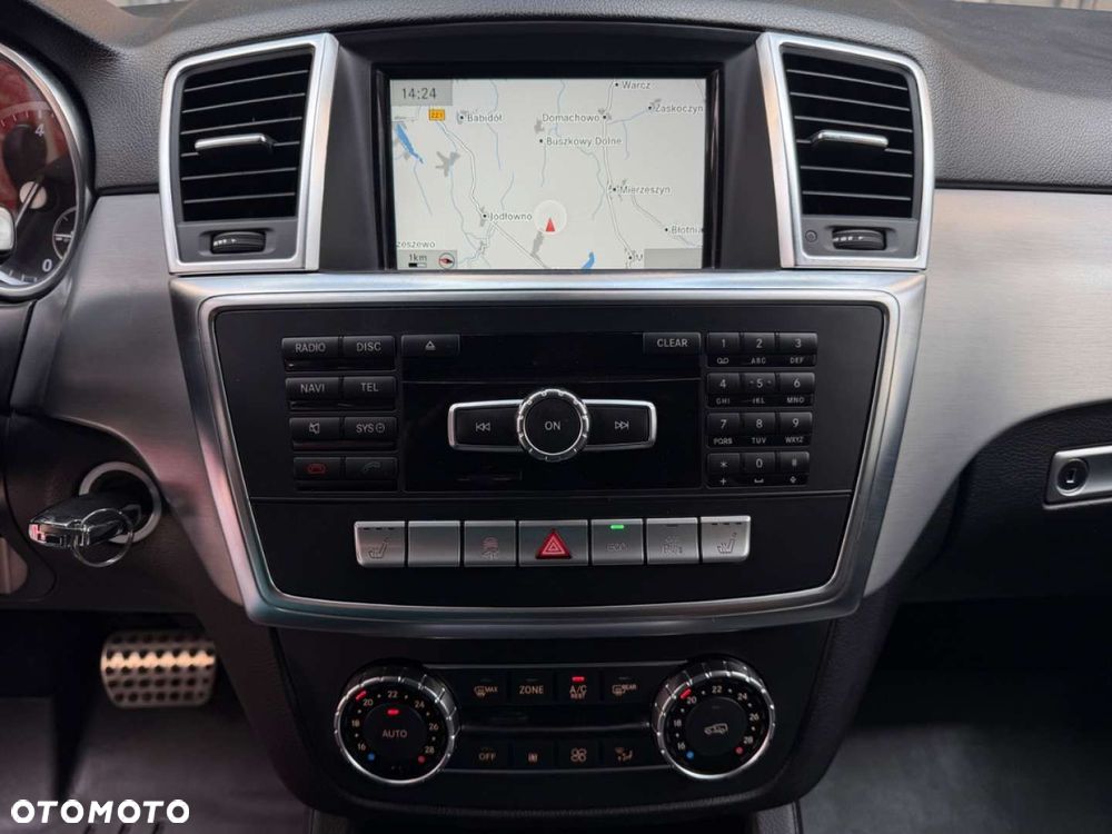 Mercedes-Benz ML - 25