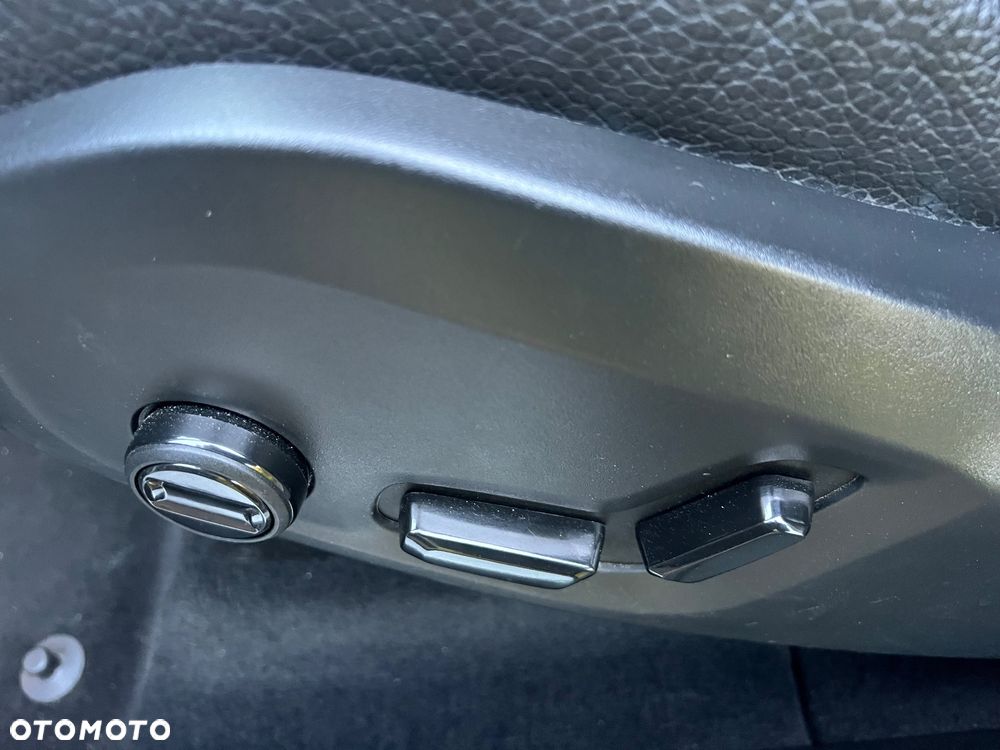 Volvo XC 60 B5 B Geartronic Momentum Pro - 22