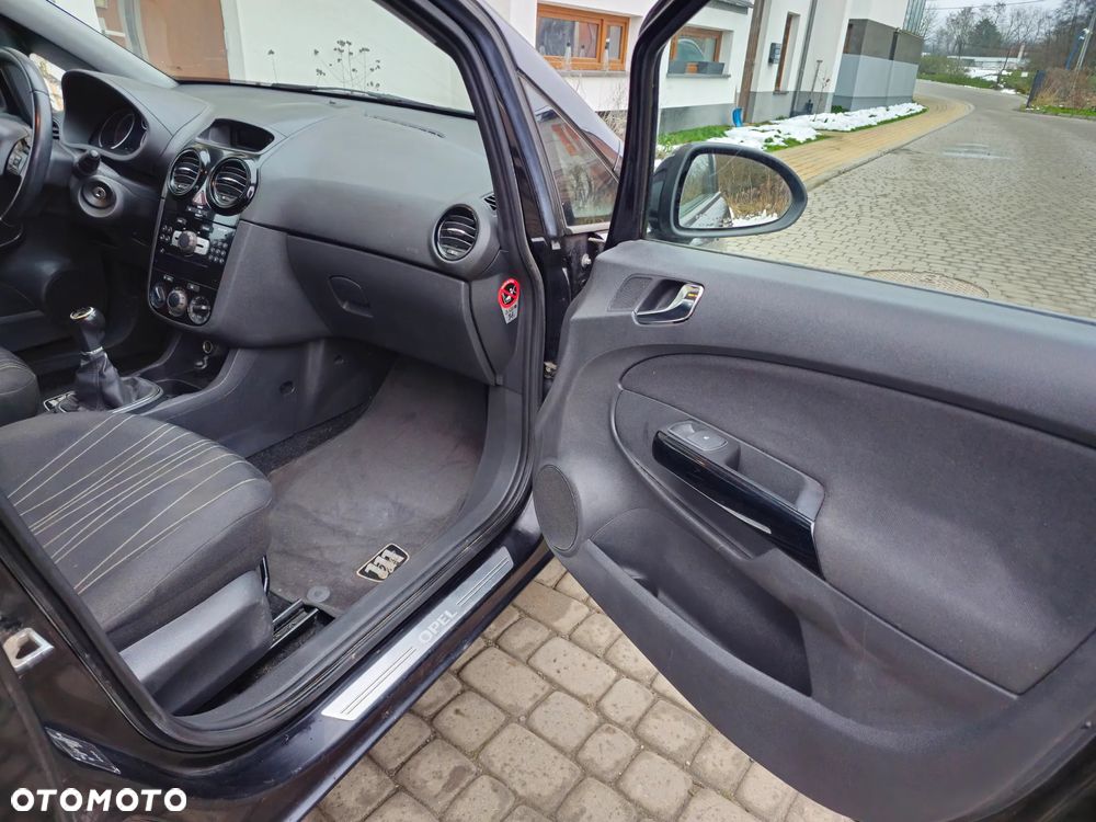 Opel Corsa - 10