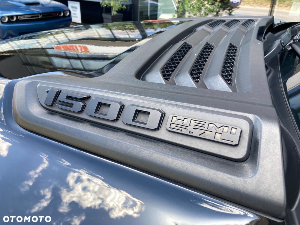 RAM 1500 5.7 Crew Cab Limited - 10