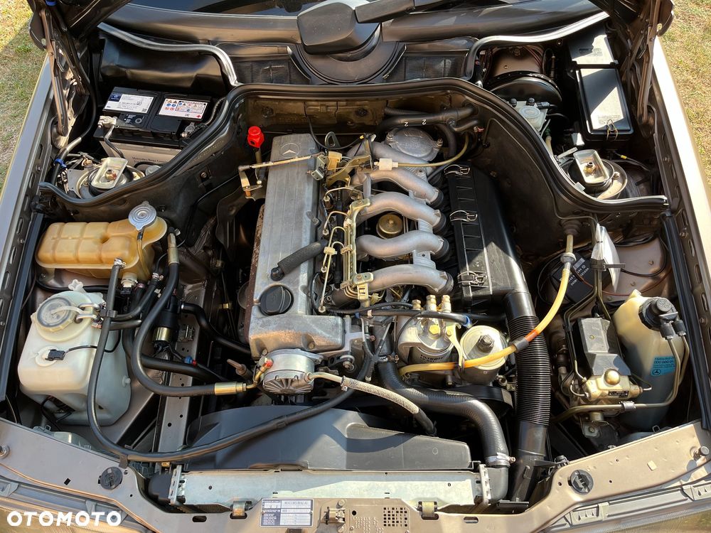 Mercedes-Benz W124 (1984-1993) - 16