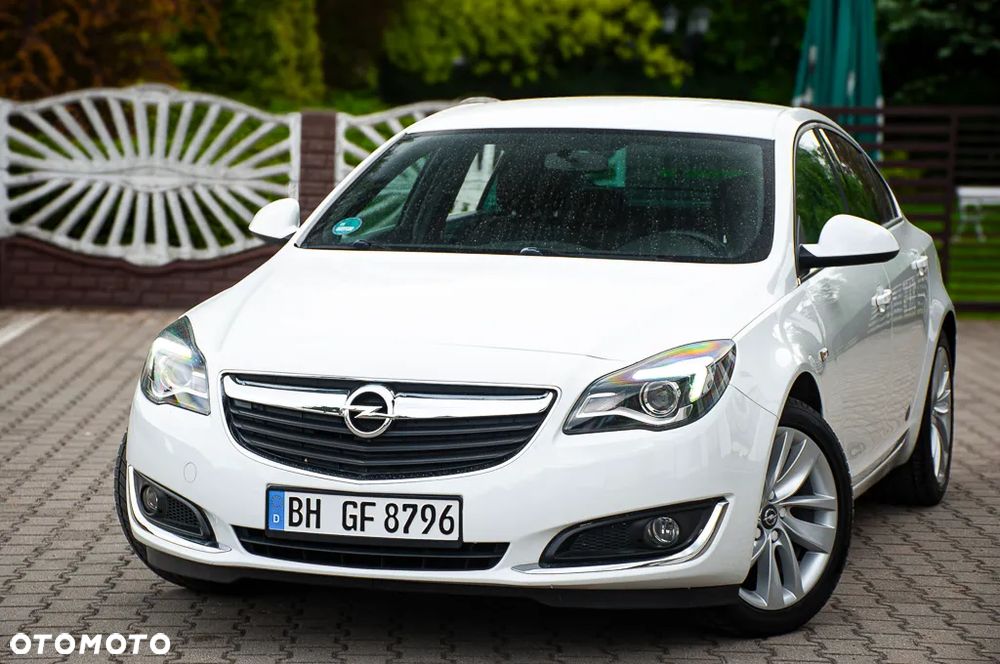 Opel Insignia 1.4 T Cosmo S&S - 11