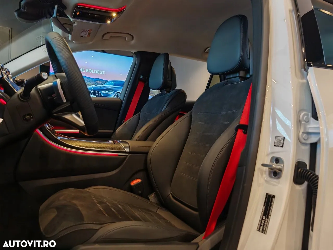 Mercedes-Benz GLC 300 e 4MATIC - 21