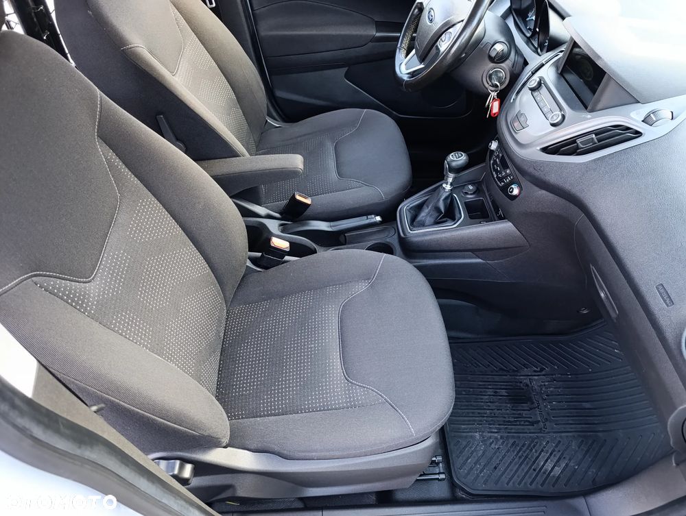 Ford Transit Courier Ambiente - 12