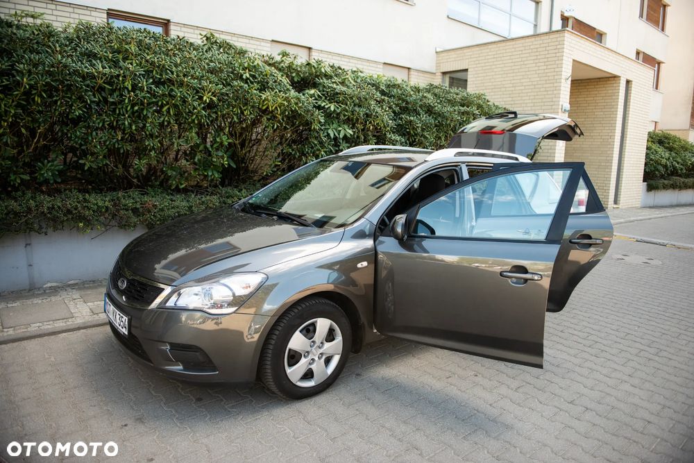 Kia Ceed 1.4 M - 12