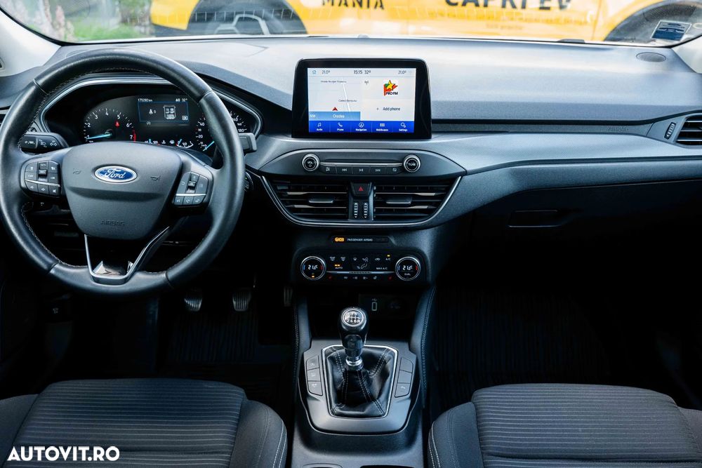 Ford Focus 1.0 EcoBoost Titanium Business - 11