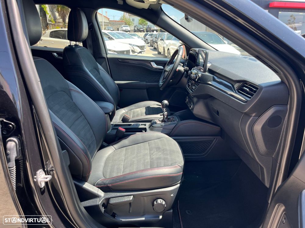 Ford Kuga 2.0 EcoBlue Hybrid ST-LINE - 52