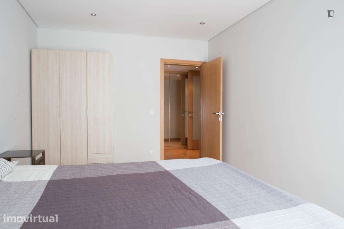 Apartamento com 1 quartos - localizado em Cedofeita Porto - Grande imagem: 4/15