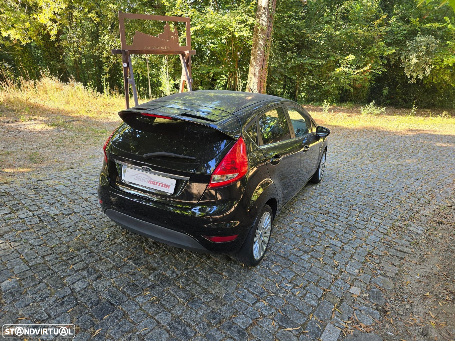Ford Fiesta 1.4 Titanium Aut. - 9