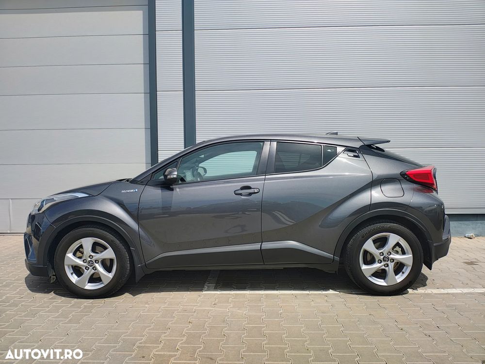 Toyota C-HR 1.8 HSD 4x2 CVT C-enter - 2