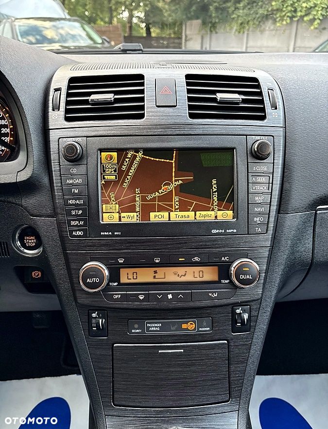 Toyota Avensis 2.0 D-4D Sol plus+NAVI - 27