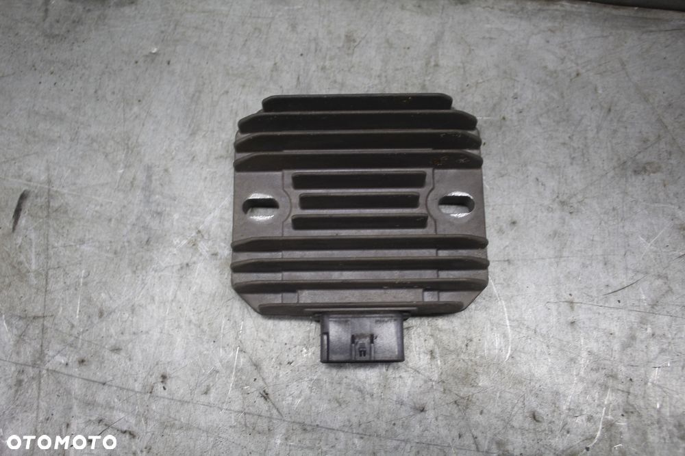 Suzuki Burgman AN 400 04r K4 Regulator napięcia - 1