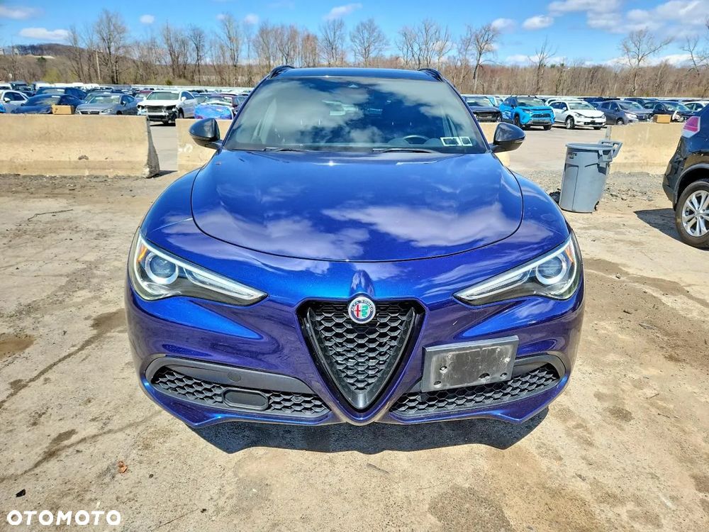 Alfa Romeo Stelvio 2.0 Turbo 16V AT8-Q4 Ti - 5