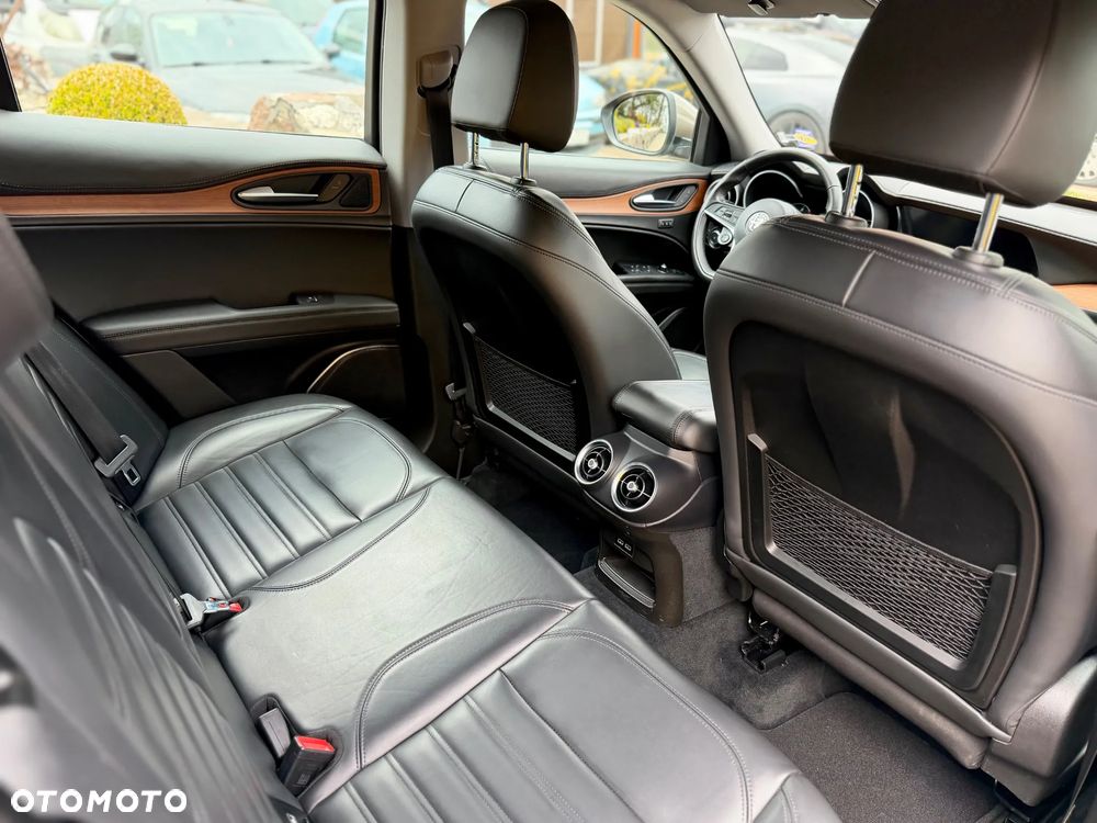 Alfa Romeo Stelvio 2.0 Turbo Super Q4 - 3
