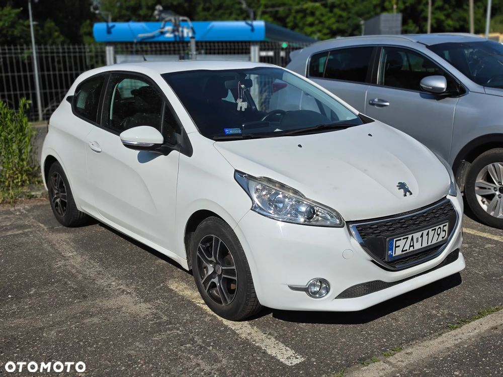 Peugeot 208 1.2 PureTech Active - 4
