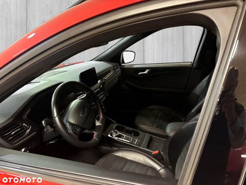 Ford Kuga 2.5P PHEV FWD ST-Line - 10