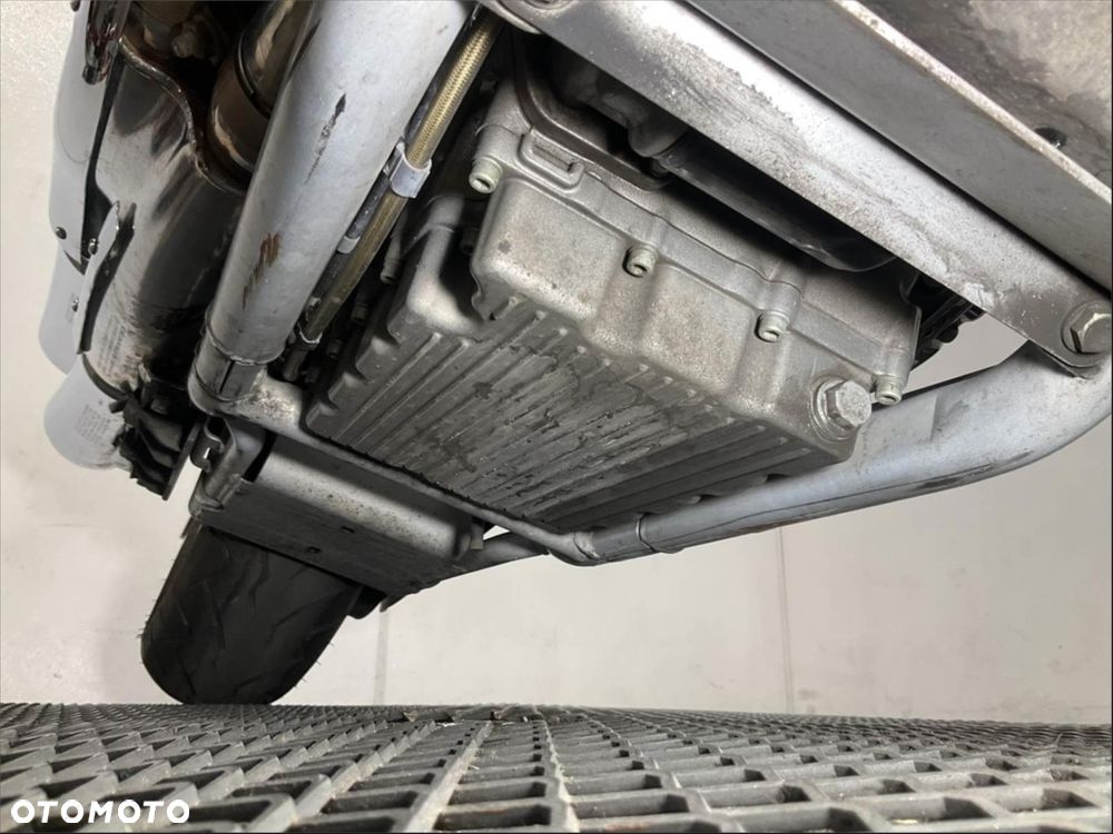 Harley-Davidson Softail V-Rod - 11