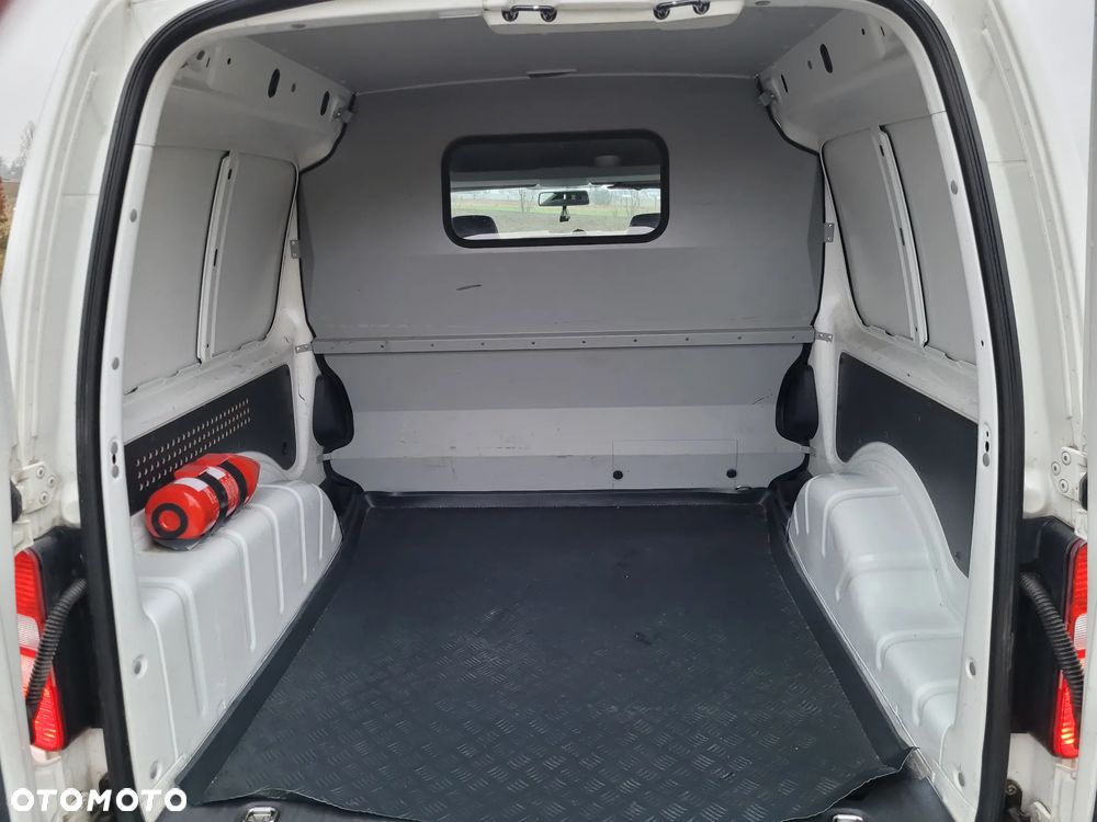 Volkswagen Caddy 1.6 Brygadówka - 9