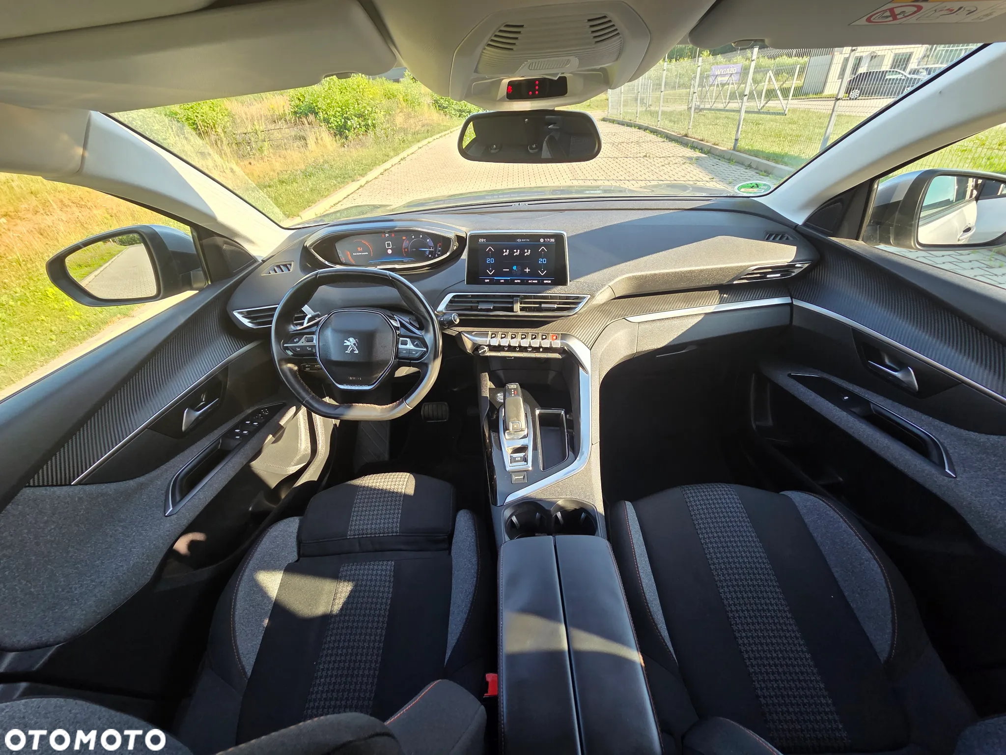 Peugeot 3008 BlueHDi 120 EAT6 Stop & Start Business Line - 27
