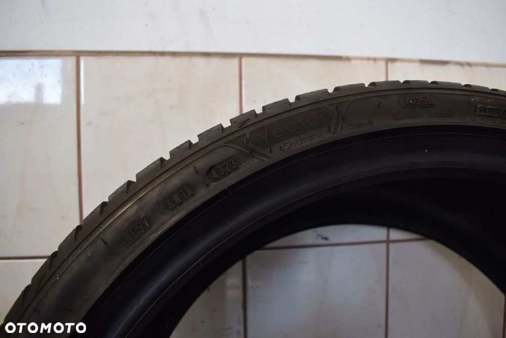 R20 255/35 Goodyear Vector 4Seasons GEN-3 Wysyłka gratis! - 5