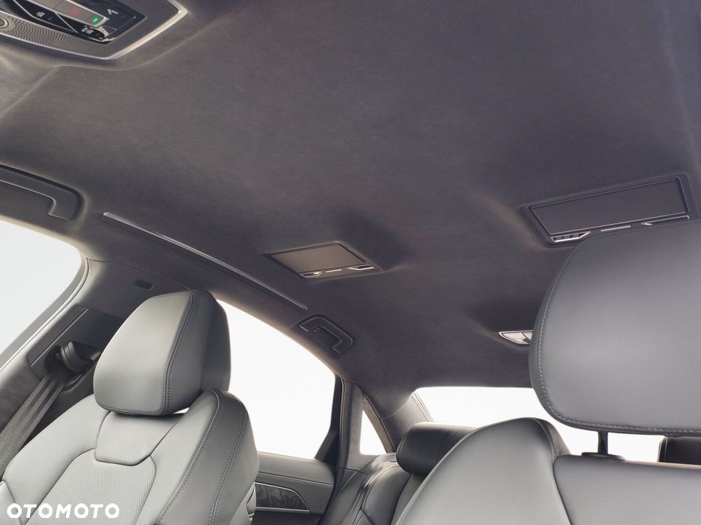 Audi A8 - 14