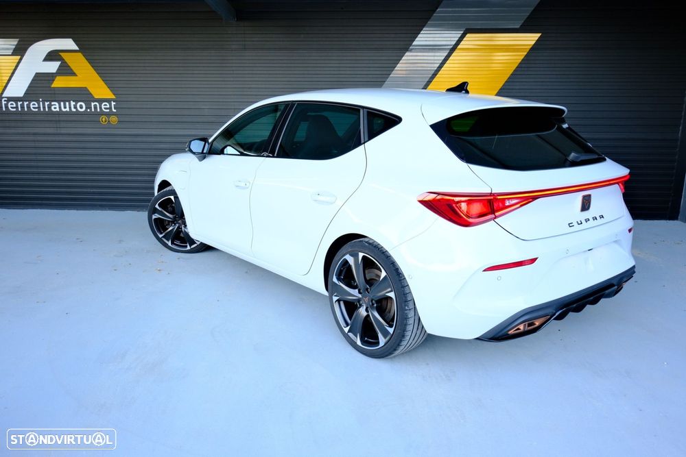 Cupra Leon 1.4 e-Hybrid VZ DSG - 2