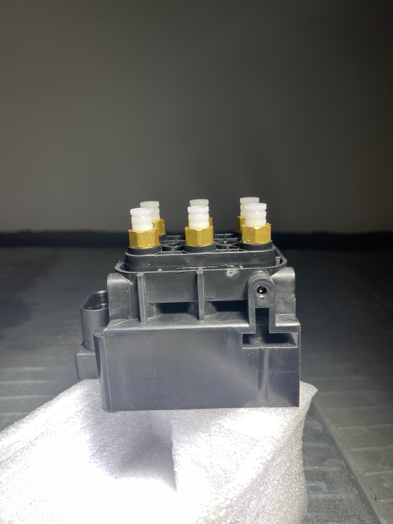 Compresor perne aer Mercedes s class e class r class cls ml Gla golf GLE/ GL/ Vitò / Viano / Sprinter w639 w906 w292  w211 w221 w222 w212 w218 - 11