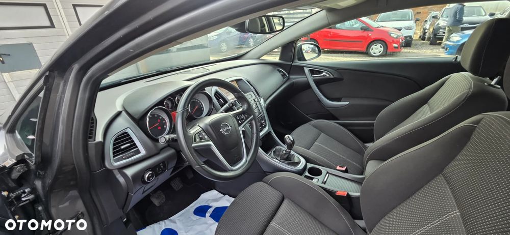 Opel Astra 1.6 Turbo Edition - 30