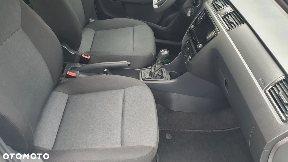 Skoda RAPID 1.0 TSI Style - 10