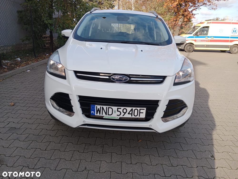 Ford Kuga - 10