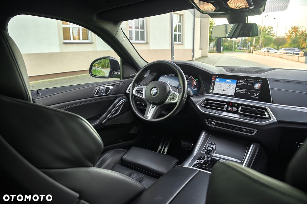 BMW X6 xDrive40d mHEV - 27